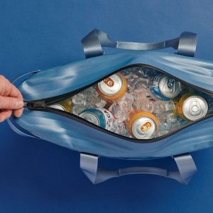 Vattentät kylväska fylld med kall is